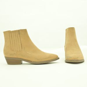 Alena Womens Western Style Memory Foam Boots in Tan Size 5.5W